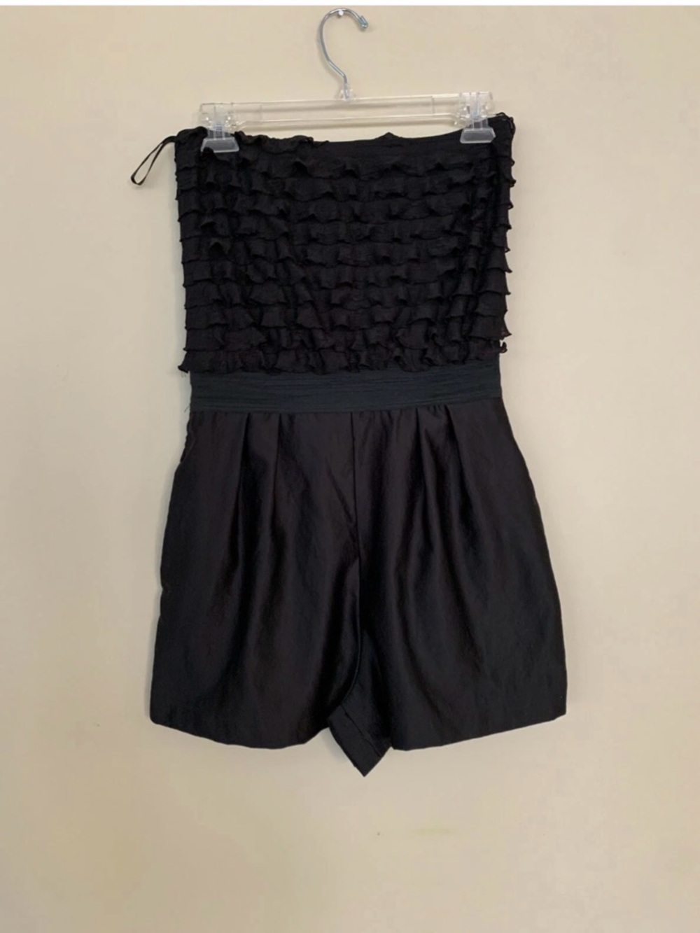 Silence + Noise Black Ruffle Top Strapless Romper. Sz Med NWT